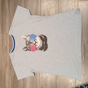 Celebrate Patriotic Cat w/flag sunglasses Women's sz 2X (20W/22W) tshirt